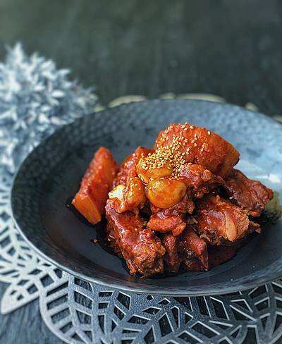 スペアリブで＊デジカルビチム(豚カルビ煮)