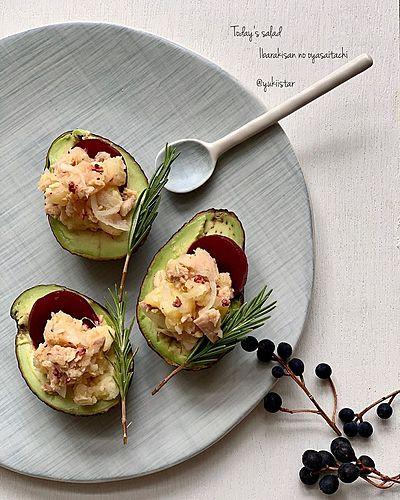 アボカドボートのポテトサラダ