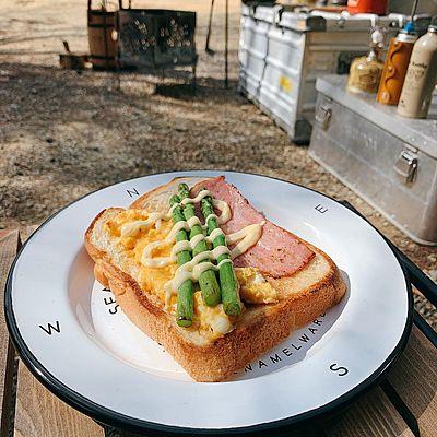 フライパンで作る春のオープンサンド