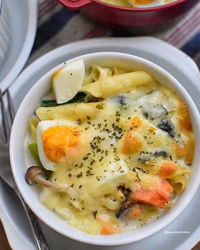 ほうれん草と鮭のホワイトグラタン