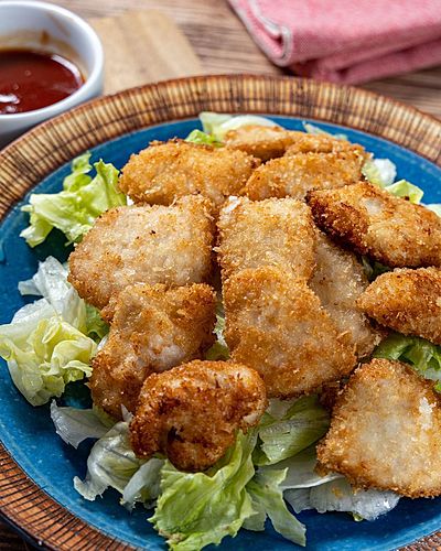 溶き卵不要！サクッと美味しい『鶏むねひと口カツ』