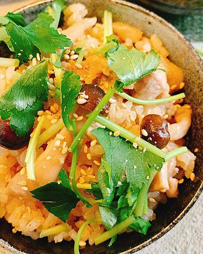 鶏肉としめじの炊き込みご飯