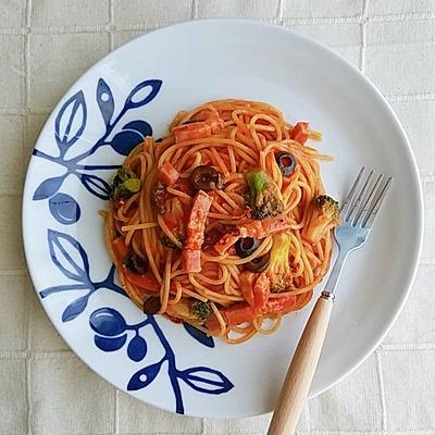 トマトジュースで作る！簡単アラビアータ