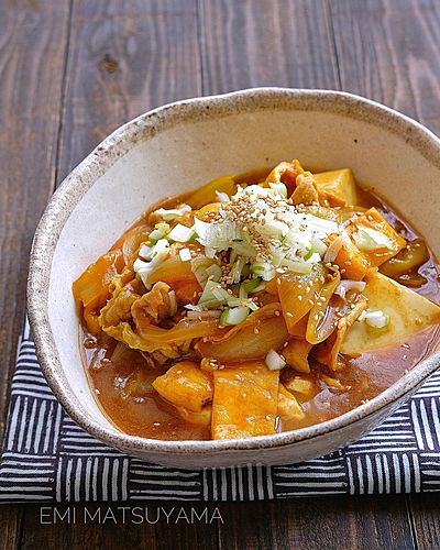 豚こまと豆腐とお揚げの和風とろみカレー煮﻿
