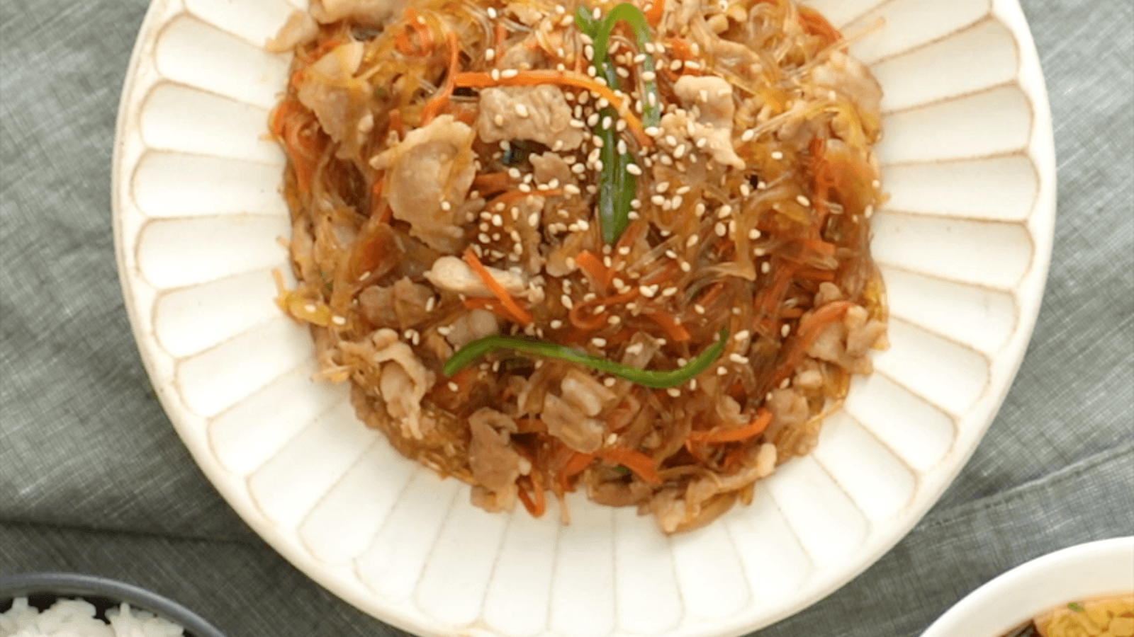 玉ねぎ ピーマン 豚肉