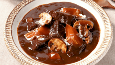 牛肉を使った煮込み料理おすすめの20選を紹介