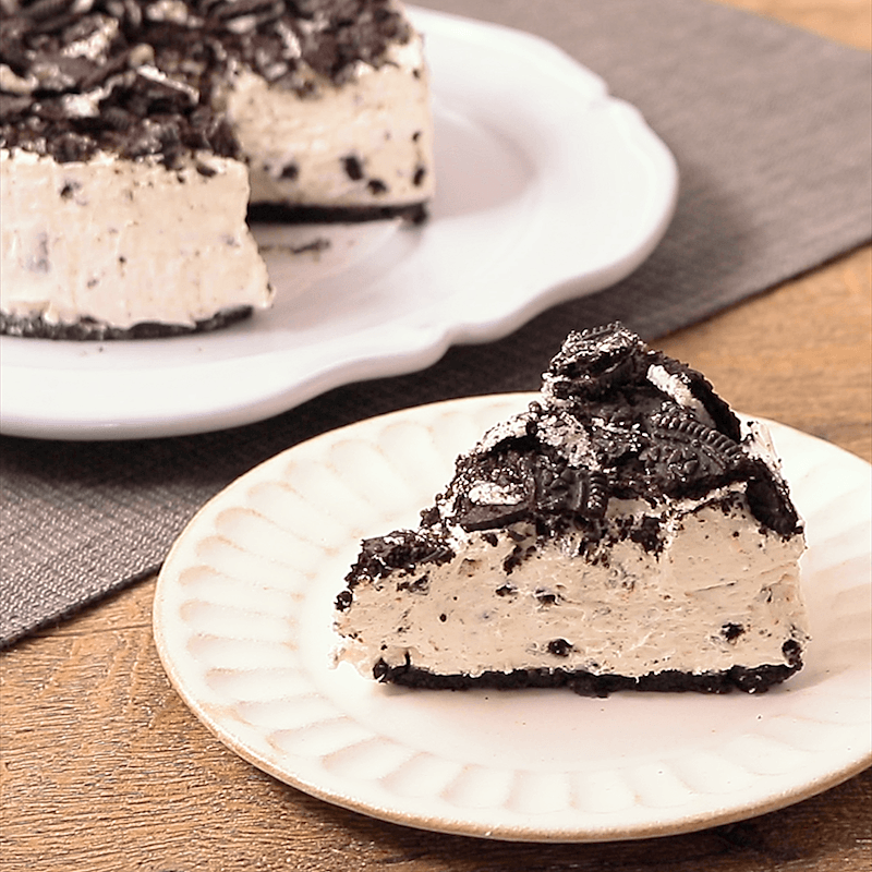  5つの材料で作るカップチョコレートチーズケーキのレシピ