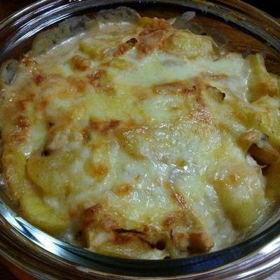 市販のホワイトソースを使って簡単ポテトグラタン 料理レシピ動画サービスのクラシル