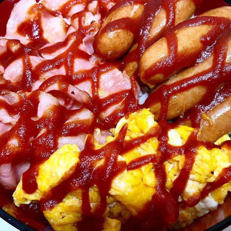 フライパンひとつで 即席ミックスグリル丼 クラシル フライパンひとつで 即席ミックスグリル丼 クラシル