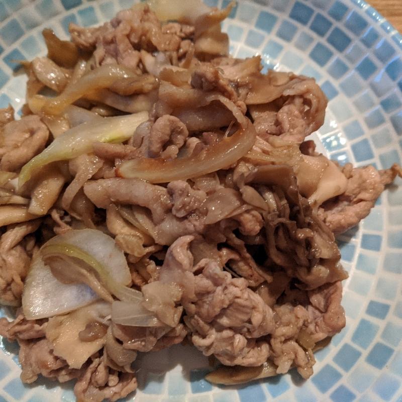 豚バラ肉のニンニク醤油炒め 料理レシピ動画サービスのクラシル 豚バラ肉のニンニク醤油炒め 料理レシピ動画サービスのクラシル