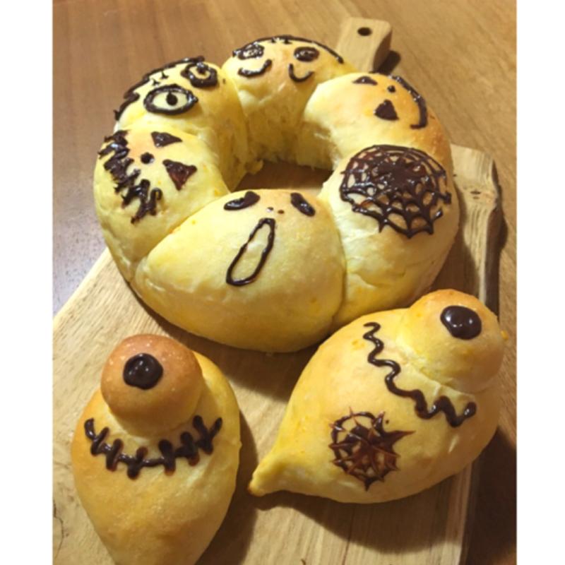 ちぎって美味しい！捏ねて楽しい！ハロウィンちぎりパン 作り方
