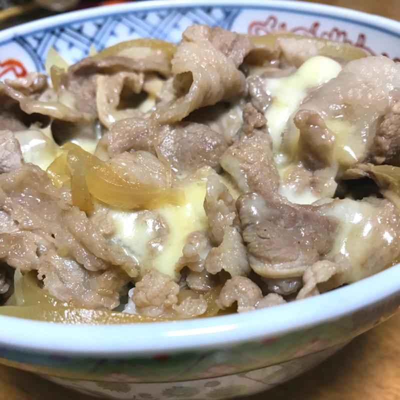 チーズ牛丼 作り方・レシピ | クラシル