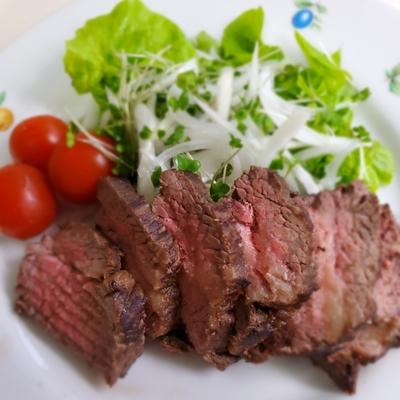 クリスマスの主役に フライパンで簡単ローストビーフ 料理レシピ動画サービスのクラシル