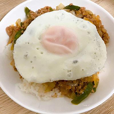 お手軽！ガパオライス 作り方・レシピ | クラシル