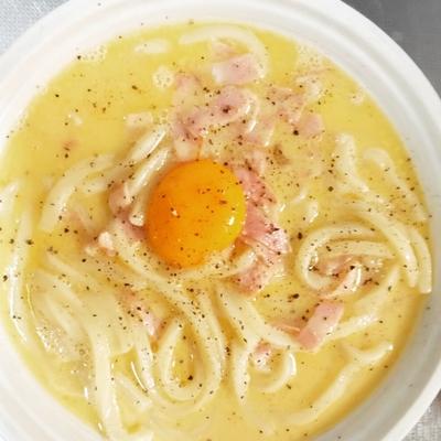 白だしで和風に カルボナーラうどん 作り方 レシピ クラシル