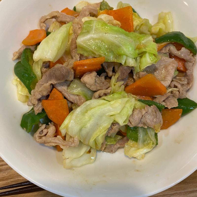 簡単おいしい！肉野菜炒め | クラシル