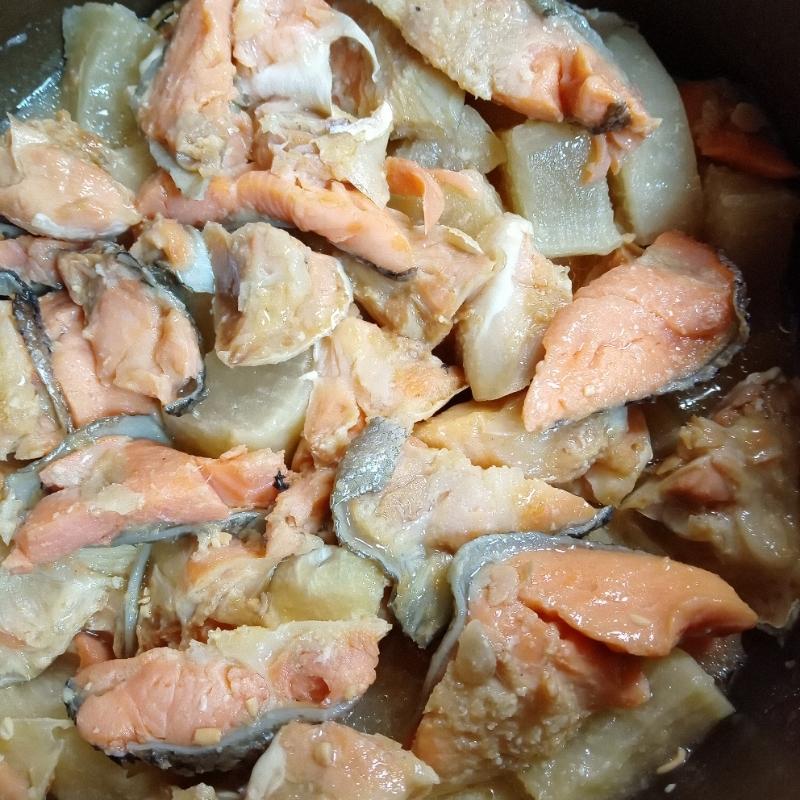 味がしみしみ 鮭大根 作り方・レシピ | クラシル