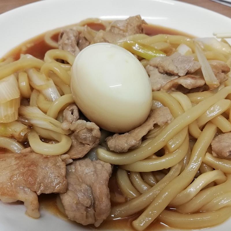フライパンひとつで作る すき焼き風うどん クラシル