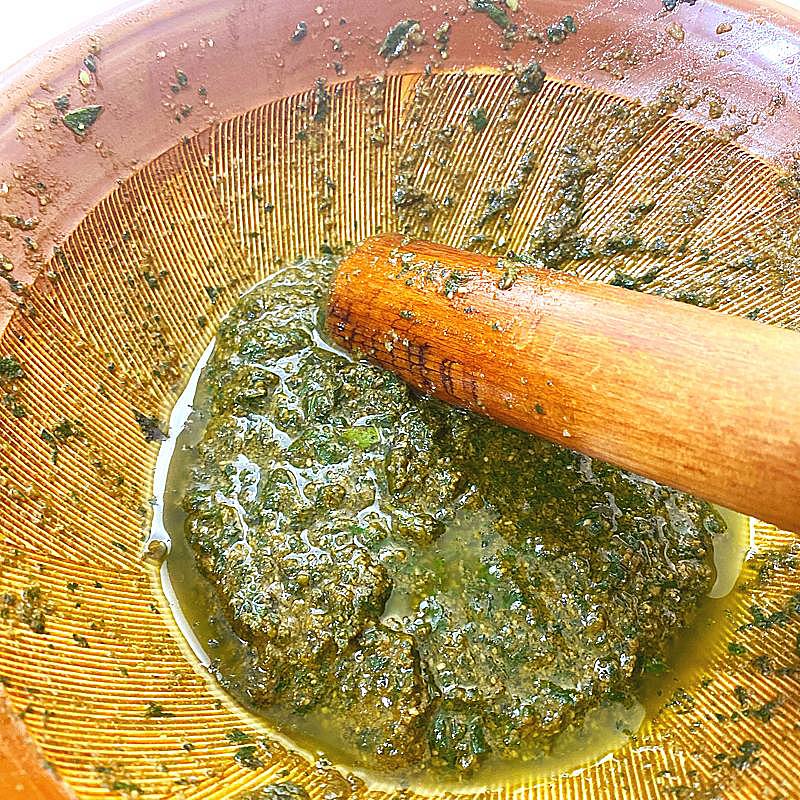 バジルソースの作り方 クラシル