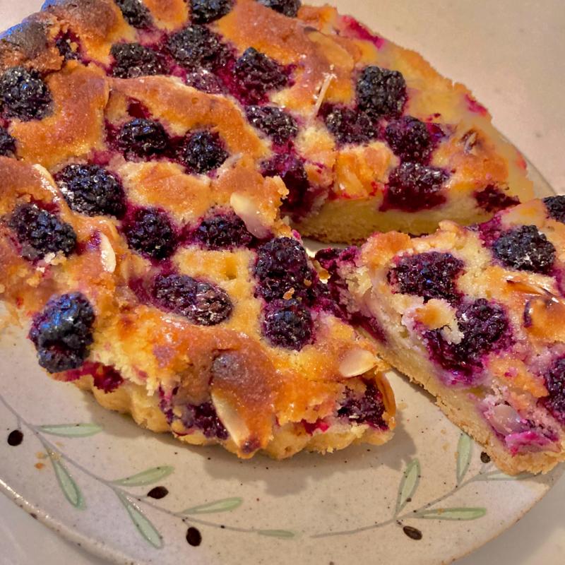 ブラックベリーとナッツのタルト 作り方・レシピ | クラシル