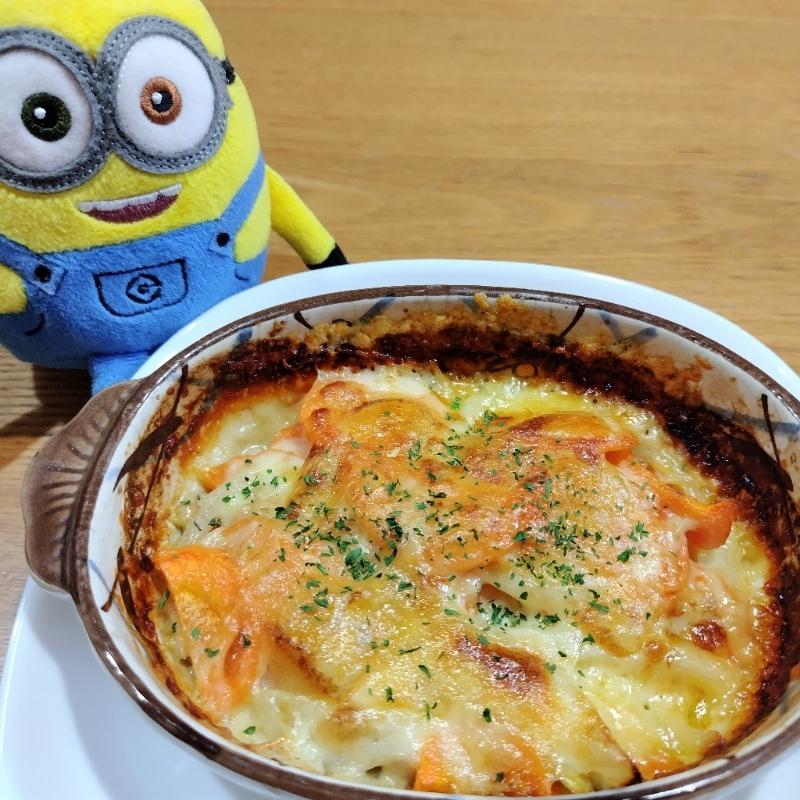 新玉ねぎとにんじんのツナチーズ焼き | クラシル