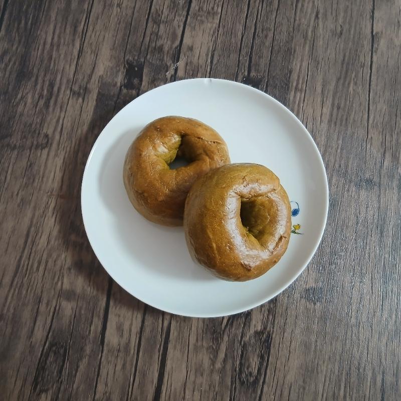 ベーグル 抹茶と甘納豆のベーグル | クラシル