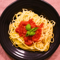 レンジで時短!本格フレッシュトマトソースのパスタ