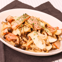 きのことベーコンの麺つゆガーリック炒め