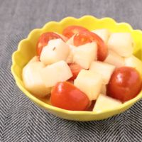 長いもとトマトの中華サラダ