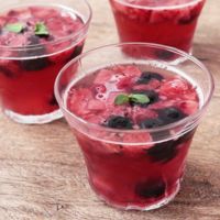ミックスベリーの炭酸ゼリー