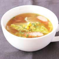 白菜のコンソメスープ