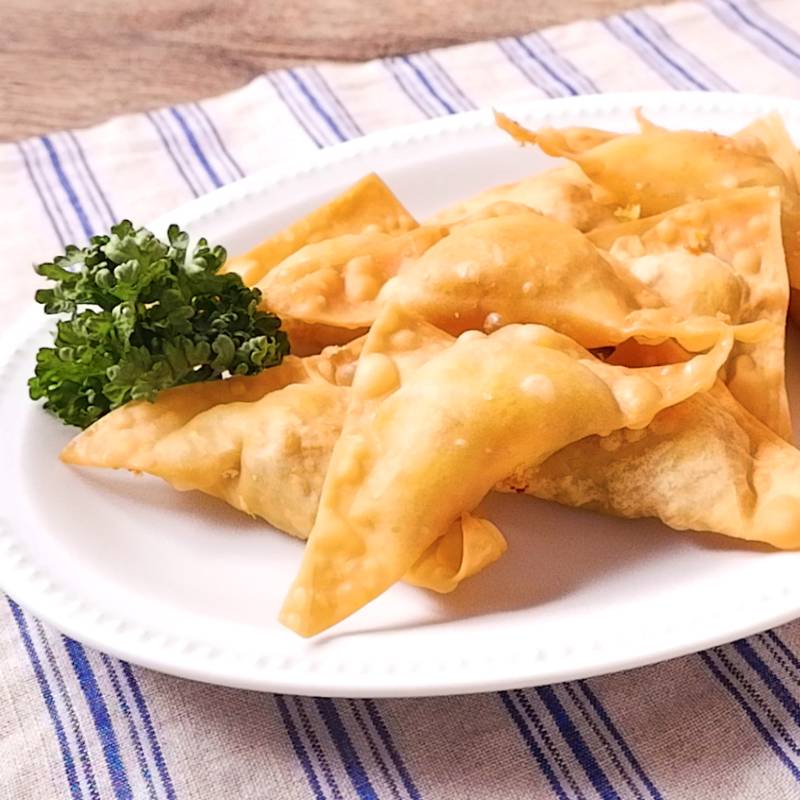 カニとクリームチーズワンタンのレシピ