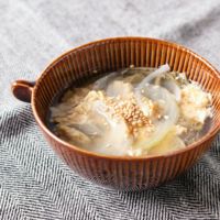 じゅんさいとたまごの中華風スープ