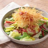 レタスとそうめんのパリパリサラダ