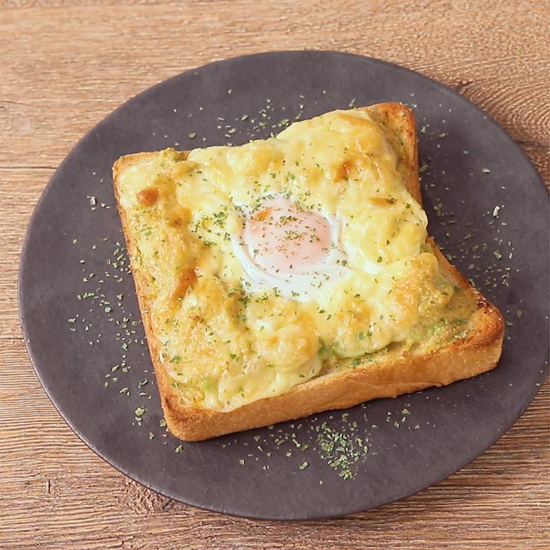 とろーりたまごのアボカドたらこトースト 作り方 レシピ クラシル