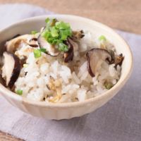あさりとしいたけの混ぜご飯