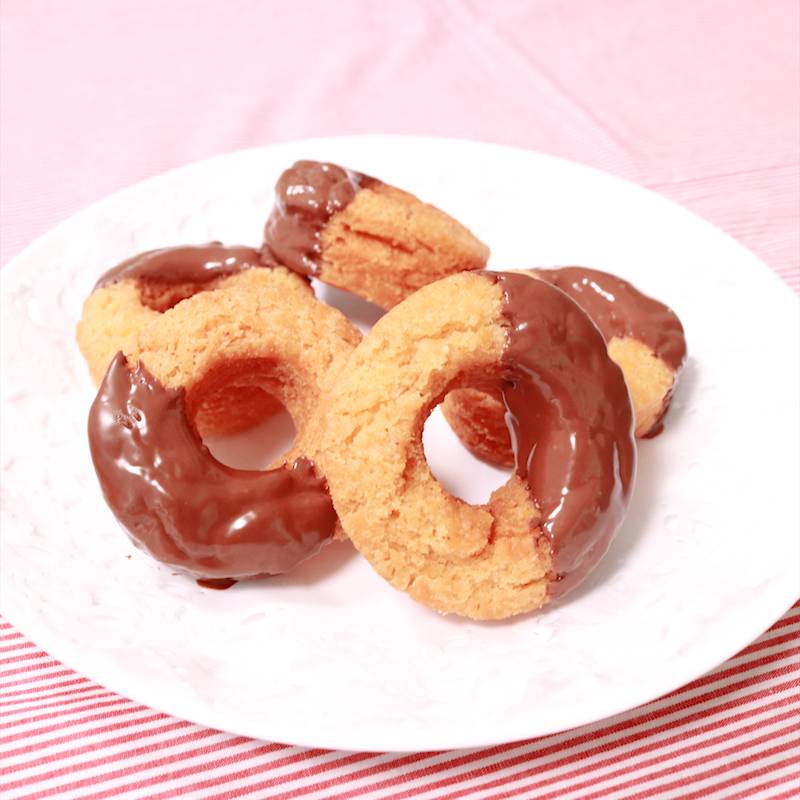 自宅で手作り さっくさくドーナッツ 作り方 レシピ クラシル