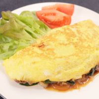 牛肉とニラでうま辛 ボリューム満点オムレツ