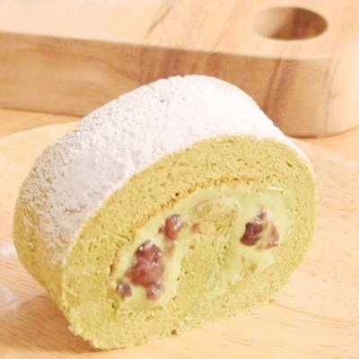 抹茶のロールケーキ