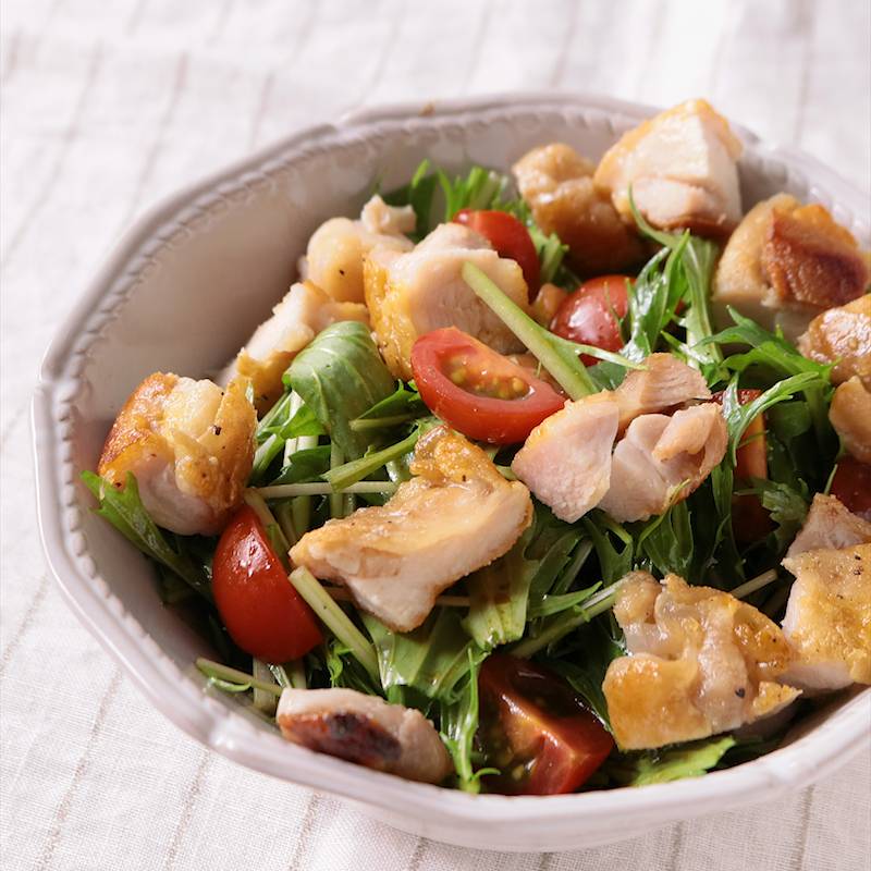 鶏もも肉のローズマリーソテーと水菜のサラダ 作り方 レシピ クラシル