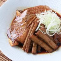 切り身で簡単 鯛とごぼうの炊き合わせ