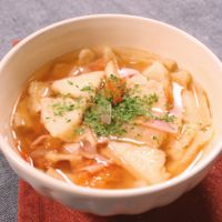 新感覚 ベーコントマトのせんべい汁
