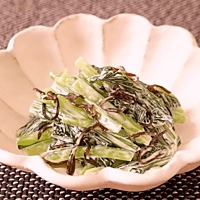 簡単副菜 小松菜のマヨ塩昆布和え