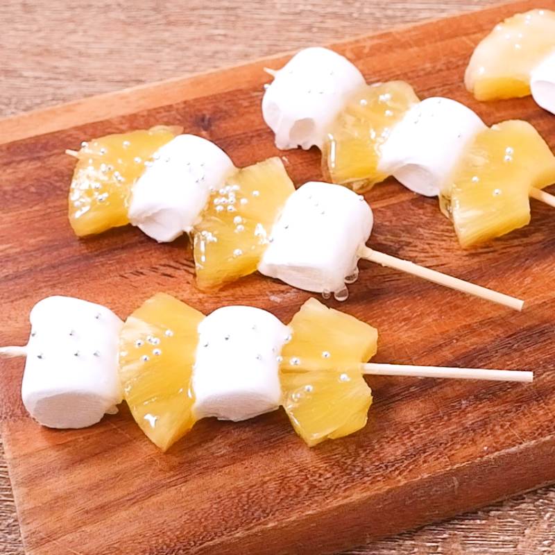 簡単かわいいパイナップルマシュマロ飴 作り方・レシピ クラシル