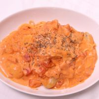 旬の牡蠣で!トマトクリームパスタ