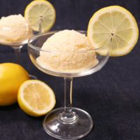 爽やかだけど濃厚!レモンアイスクリーム