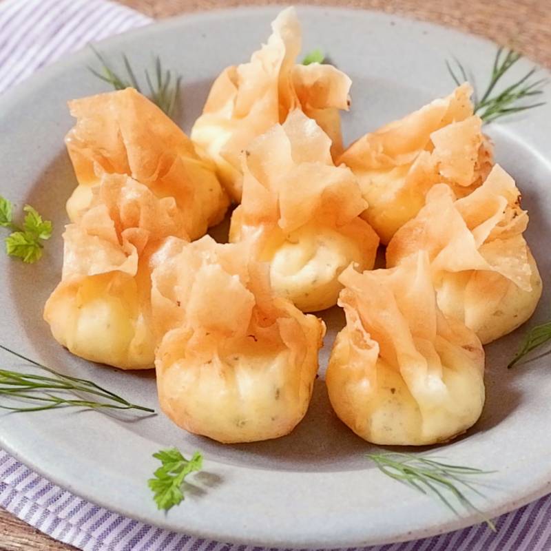 ハーブチーズの巾着春巻き 作り方 レシピ クラシル