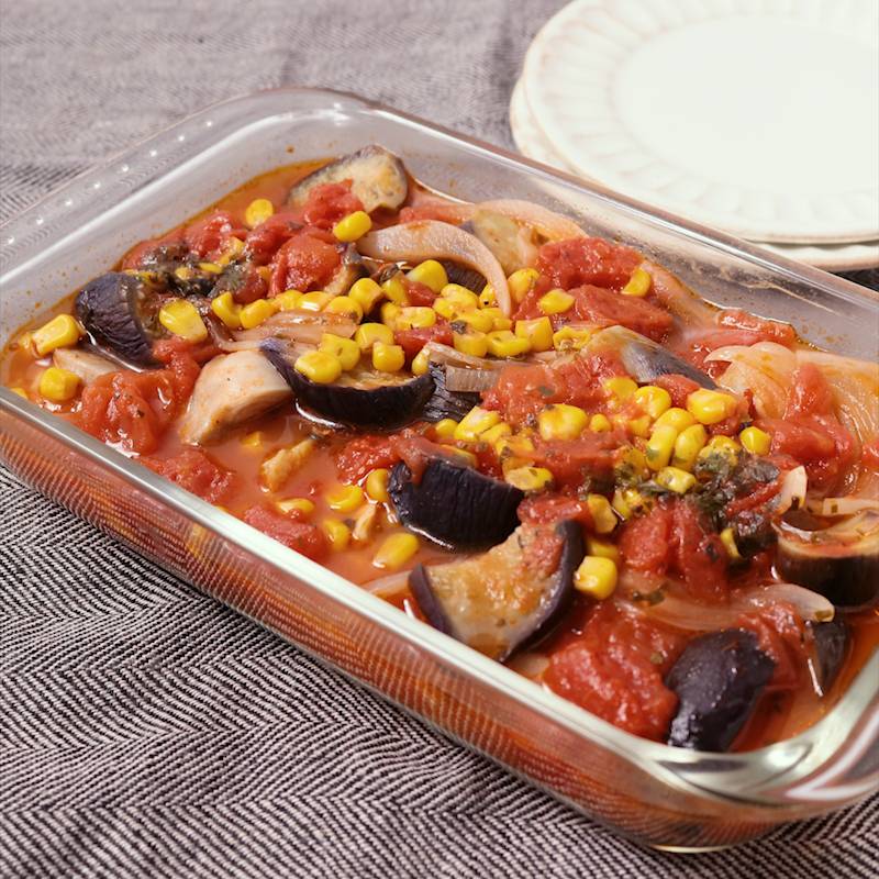 鶏もも肉とナスのレンチントマト煮込み 作り方・レシピ | クラシル