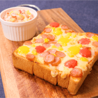お子様と一緒に楽しく作ろう!ちぎりパン風ピザトースト