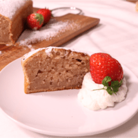 優しい味わい!いちごミルクのパウンドケーキ